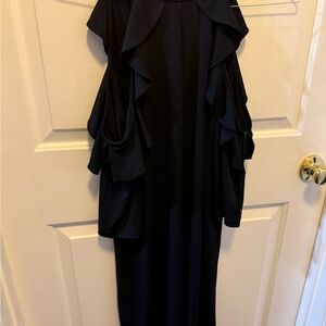 Jennifer Lopez Black Open shoulder half length Sleeve Dress